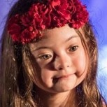 La niña de 4 años con síndrome de Down que brilla en el mundo de la moda: Gucci la quiere como modelo