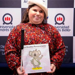 Escritora chilena en situación de discapacidad visual demuestra que no hay barreras: Presentó su primer libro