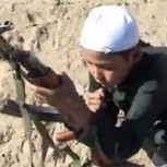 Impactante video de Al Qaeda muestra entrenamiento de niños con poderosas armas
