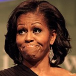 Niña emociona a Michelle Obama al entregarle el currículum de su padre desempleado