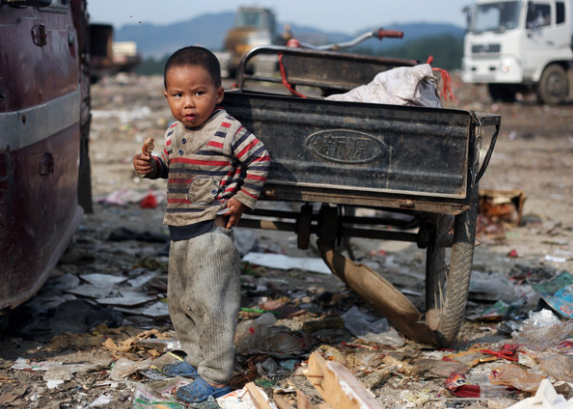 China busca derrotar a la extrema pobreza que sufren 30 millones de habitantes en su territorio. Foto: spanish.china.org.cn