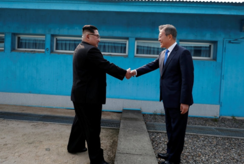El mundo contempló expectante la reunión entre las dos Coreas. Foto: Infobae.
