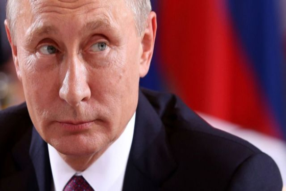 Putin tiene en vilo a la comunidad internacional que ve cada vez más próxima la posibilidad de una guerra. 