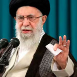 Líder supremo de Irán advierte a EE.UU: “Daños irreparables” si interviene en conflicto con Israel