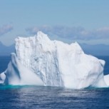 Nasa encuentra iceberg con perfecta forma rectangular y la imagen se viraliza