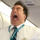 Este auxiliar de vuelo explicó las medidas de seguridad del avión de la forma más divertida posible