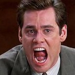 Hizo de todo en la película: El notable “cameo” de Jim Carrey en Mentiroso Mentiroso