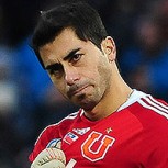 ¿Afecta la preferencia de Johnny Herrera por la U su rendimiento en la Selección?