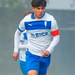 La UC aseguró a una de sus grandes figuras juveniles: Vicente Cárcamo firmó contrato profesional