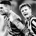 La icónica foto del exceso más conocido y doloroso de la historia del fútbol inglés: Sus protagonistas recuerdan hoy cómo fue
