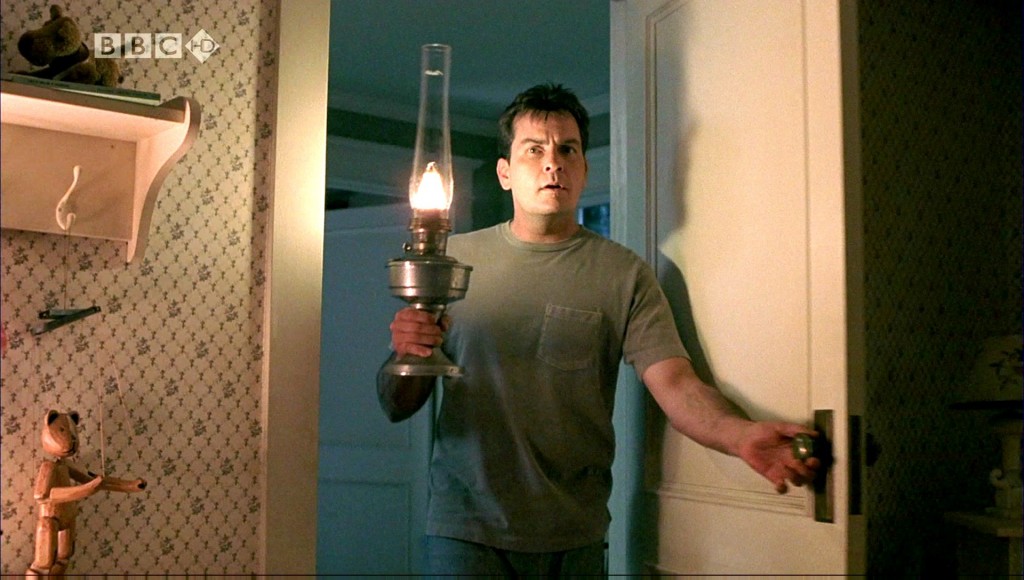 Scary-Movie-3-charlie-sheen.