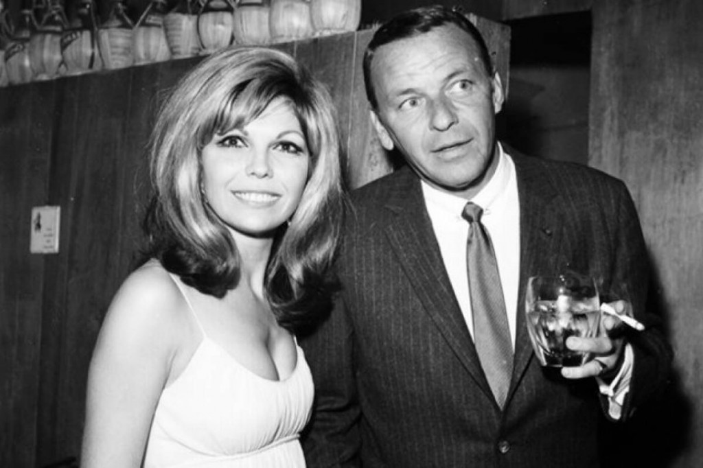 Frank Sinatra y su hija Nancy.