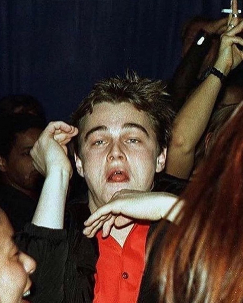 Di Caprio dancing