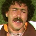 Carlos Caszely no se rinde: Volverá a lanzar su famoso hit ochentero
