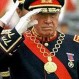 El vínculo de Pinochet con los pinos de la plaza de Cochrane: Una bochornosa historia