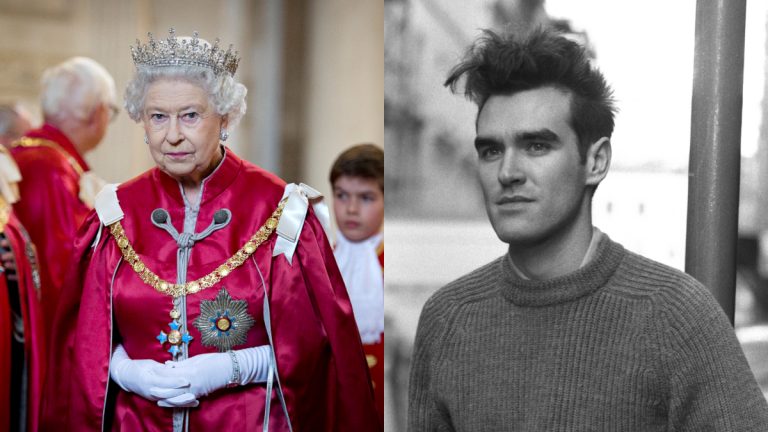 La fallecida reina Isabel II de Inglaterra y Morrissey, cantante y líder de The Smiths. 
