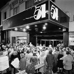Studio 54: La mítica discoteca que era frecuentada por celebridades para disfrutar de desenfrenadas fiestas