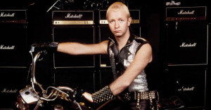 Rob-Halford-Judas-Priest-jovem-1024x536