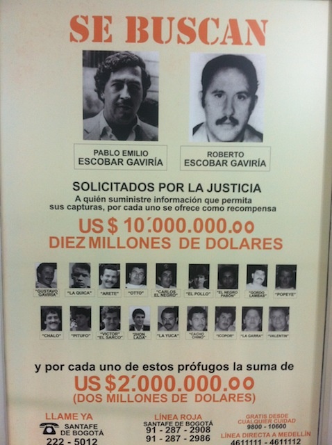 Cartel de búsqueda Pablo Escobar