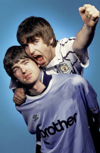 Los hermanoa Noel y Liam Gallagher.