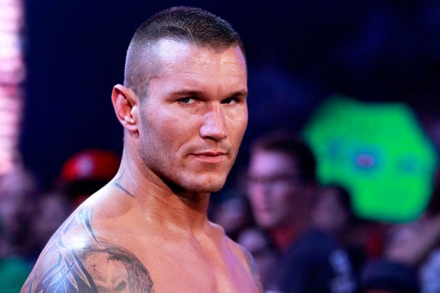 Pese a su lesión, Orton sigue facturando.
