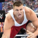 Estrella del Fútbol Americano, Rob Gronwkowski estaría a una firma de llegar a la WWE