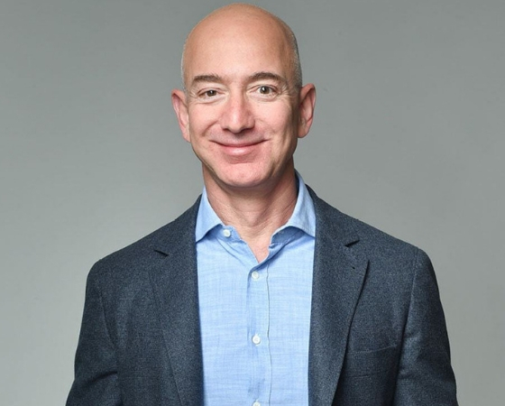 Revelan millonarios "nidos de amor" de Bezos