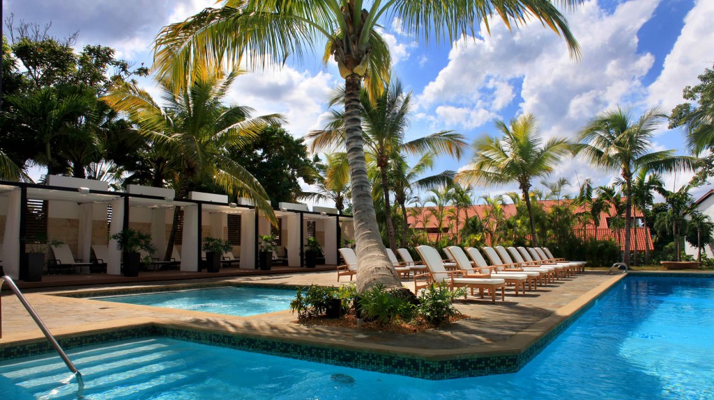 rey-juan-carlos-resort3