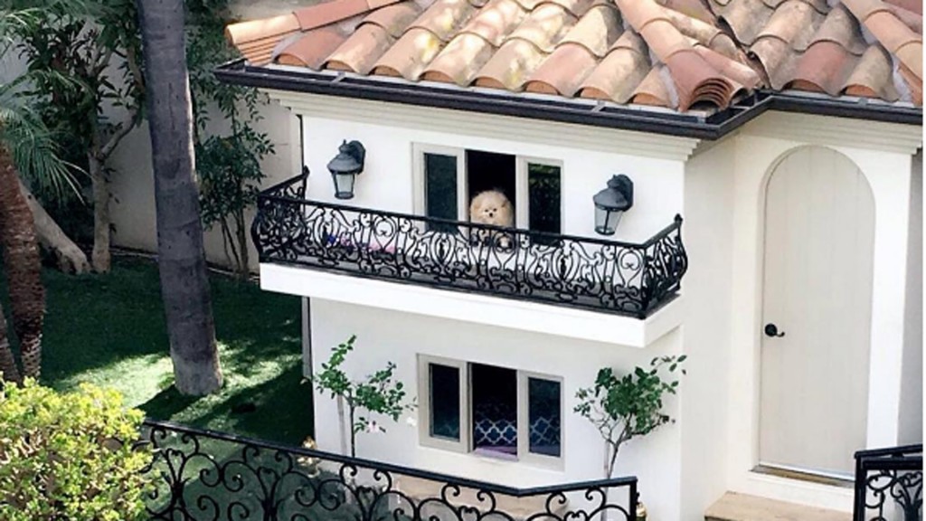 paris-hilton-mansion6