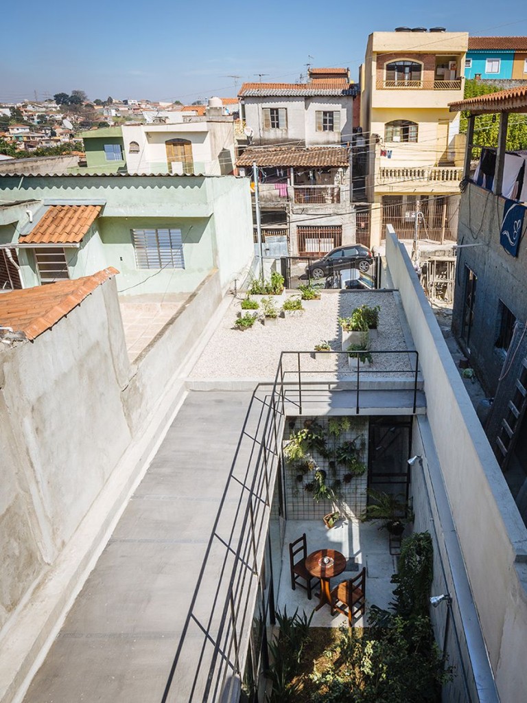 favela-casa-lujo1