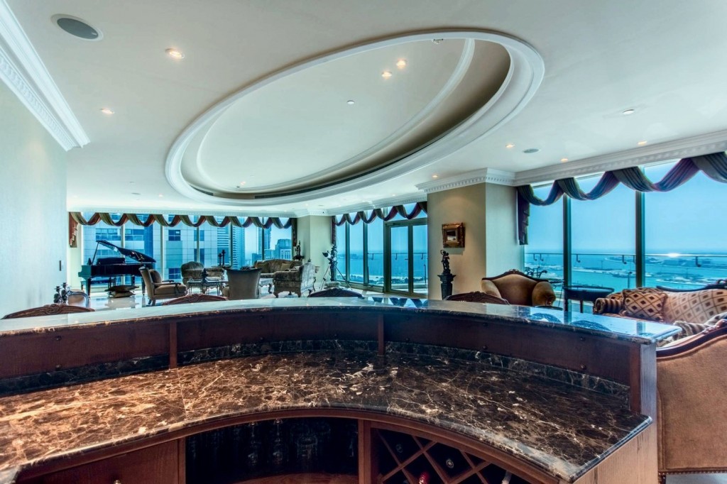 roger-federer-penthouse5