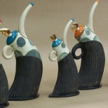 Las cerámicas de Hennie Meyer que nos recuerdan a  los colores y líneas de África