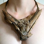 Dawn Wain: Pone la naturaleza en tu cuello con impresionantes collares