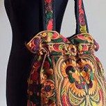 Los bolsos “hippie chic” inspirados en la tradición tailandesa: Bellos diseños