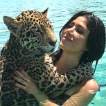 Nadar con jaguares: Una experiencia extrema que tiene un trasfondo insospechado