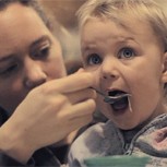 ¿Que es lo que una mamá hace en casa todo el día?: Emotivo video lo explica