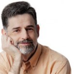 La crianza con apego: La mirada especializada y en simple del conocido pediatra Carlos González