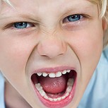 ¿Cómo manejar respetuosamente las rabietas de tus hijos?
