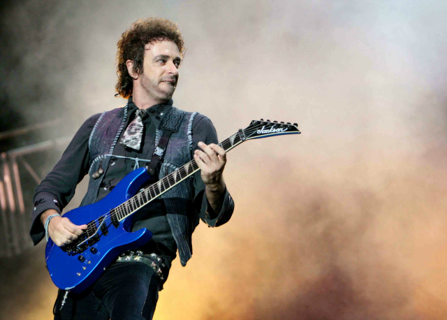 Resultado de imagen para ENFERMEDAD Y MUERTE DE GUSTAVO CERATI