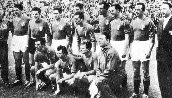 La selección italiana que disputó el mundial de Brasil 1950.