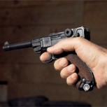 La legendaria y elegante pistola Luger: la mortal arma de los soldados alemanes en la I y II Guerra Mundial