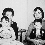 La historia real de la macabra fotografía de la familia Cooper y el cadáver colgante