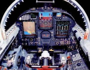 Vista del panel de instrumentos de un avión U2.
