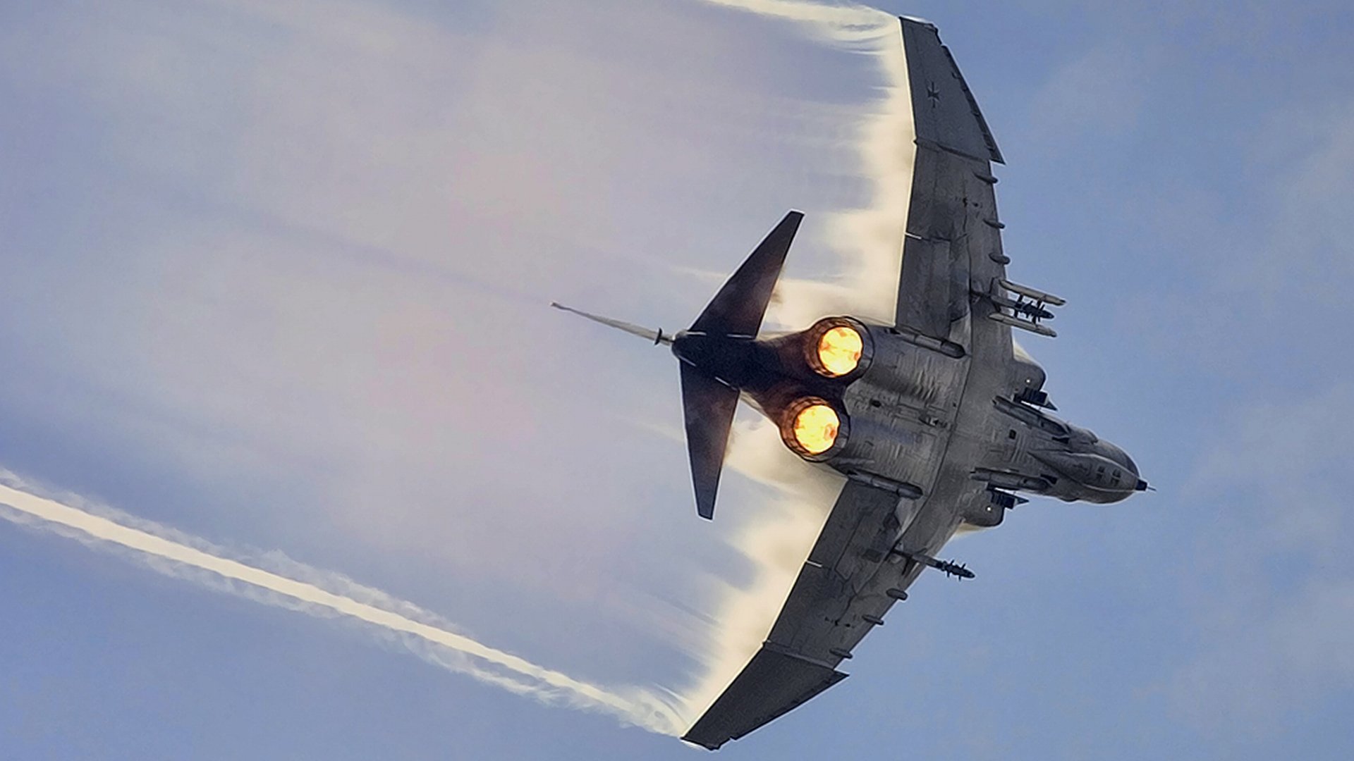 El avión de combate F-4 Phantom.