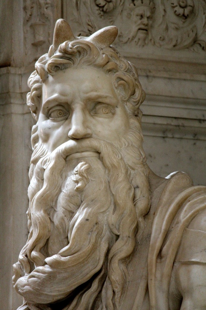1200px-'Moses'_by_Michelangelo_JBU310