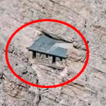 La casa más solitaria y aislada del mundo: Está en una pared de roca a 2.700 metros sobre el nivel del mar