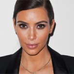 Kim Kardashian luce increíble transparencia durante concierto de su marido