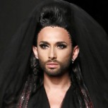 Conchita Wurst, la “mujer barbuda”, cerró el desfile de alta costura de Gaultier