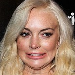Desastroso traje de baño de Lindsay Lohan: Se ve muy mayor y casi tiene un “accidente”