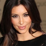 Kim Kardashian da que hablar con short y espalda desnuda en Los Angeles